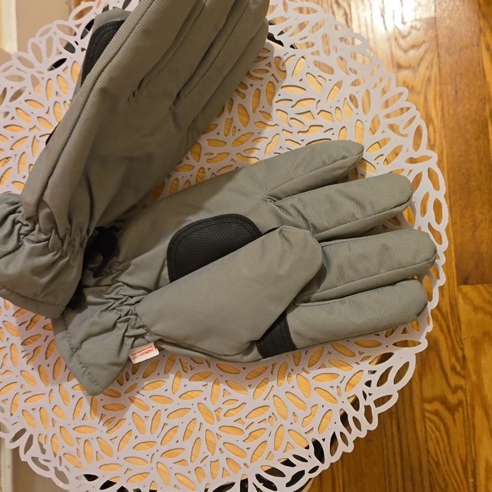 NWT Thermolite gray mens gloves Sz XL - Picture 2 of 7